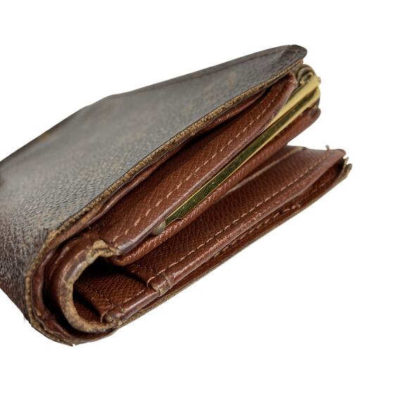 Louis Vuitton Vintage Bi Fold Small Wallet - Picture 5 of 16